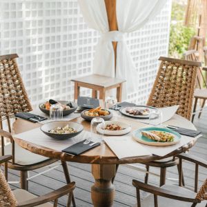 restaurant  